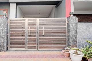 Hotel O Sector 20 Noida - Noida - 4