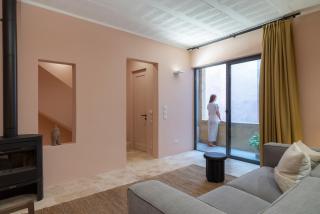 Historic Deluxe First Floor Studio with Sea View at the Marina - 1