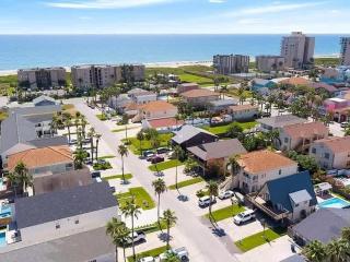 Beach & Palms condo condo - South Padre Island - 4