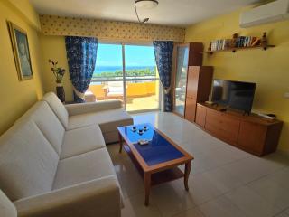 Corner Sea View Penthouse with 95m² terraces - 4