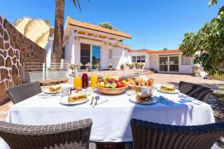 Parralito by VillaGranCanaria - 3