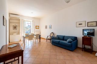 GuestHost - Bright Harbor View Flat in Bisceglie - 9