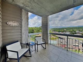 Your Mountain Escape Whispering Pines 244 - Pigeon Forge - 2