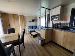 Mobil home récent Domaine de Kerlann - 6