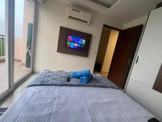 Royal Furnished Private Apartment - 8