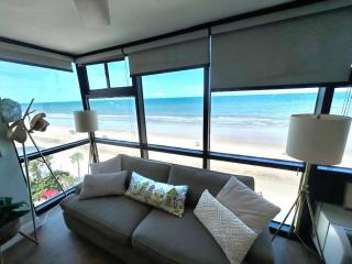 Spectacular Oceanfront Studio w/kitchenette - 5