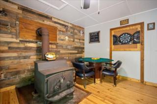 Cowboy Cabin - Creekside Firepit, Pool Table, Games + Large Screened-In Porch - 5