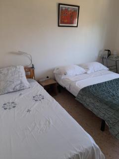 Peaceful room, Thuir centre, view Le Canigou - 3