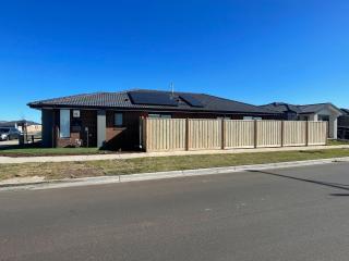 Charming Modern Family Home in Wyndham Vale - 5