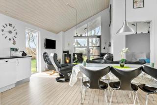 N330-Karrebaeksminde-Baekkene-224 - 1