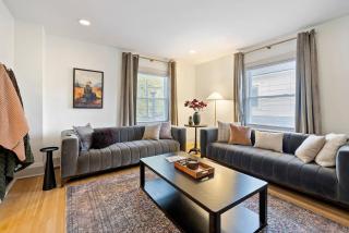 Close to OSU Rooftop Patio Grill & Outdoor TV - 1