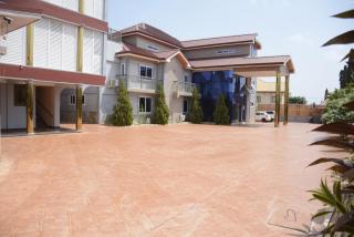 Hunters Royal - Accra - 5