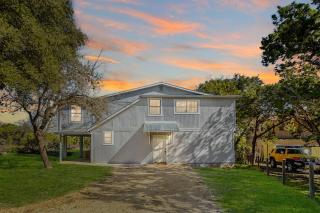 Mountain Top Retreat - 2