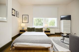 Bright North Kensington Studio with Terrace - 6