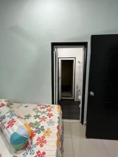 CozyInn Homestay 4 - 4