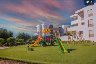 Appartement vue sur piscine et jardin - 9