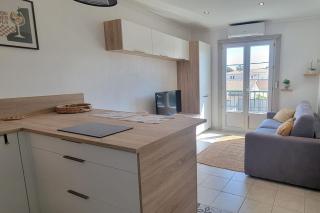 Studio with balcony near beach - 8