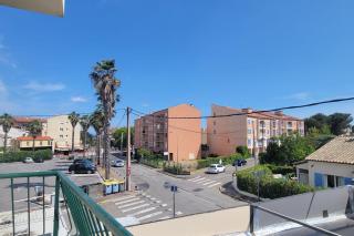 Studio with balcony near beach - 1