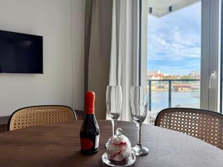 Nad Odrą Szczecin - luksusowy apartament z widokiem na Odrę, tarasem i klimatyzacją # - 4