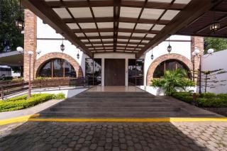 Best Western Las Mercedes Airport - 1