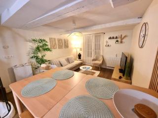 Triplex bohème près du Château à Sedan, idéal 2 couples, ONLY ADULTS - 4