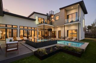 Lone Star Lookout by Lux Tiny Resorts - 8