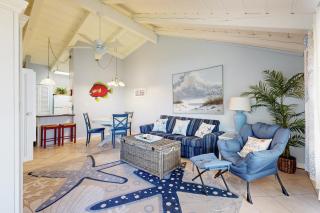 Chateau La Mer 1D - 5