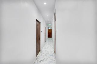 SPOT ON HOTEL R.V.GRAND - 8