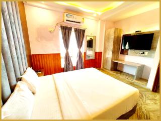 Front Sea View Hotel "Dreamland" Near Shree Jagannath Temple - Elegantly Designed Sea Facing Rooms With Attached Balcony - 8