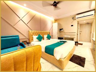 Front Sea View Hotel "Dreamland" Near Shree Jagannath Temple - Elegantly Designed Sea Facing Rooms With Attached Balcony - 1