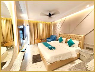 Front Sea View Hotel "Dreamland" Near Shree Jagannath Temple - Elegantly Designed Sea Facing Rooms With Attached Balcony - 6