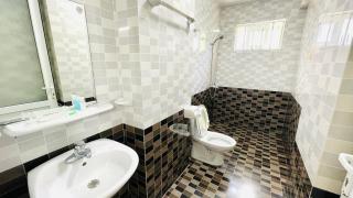 The Light Hostel - Ha Long - 2