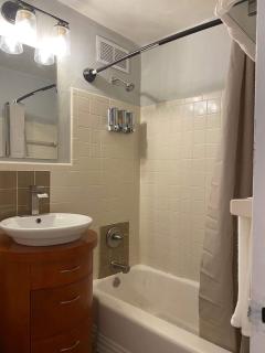 2BR Chic Downtown ATL Condo w Free Parking LM602 - 5
