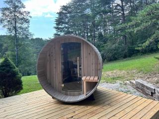 Stargazing Dome cabin with Sauna, Hot Tub, Game Rm, King Bed - 1