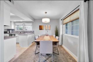 Relaxing Palm Springs Condo with Pool Access - 1