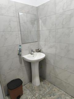 TN Travel Inn - Katunayake - 4