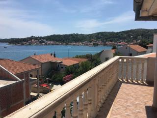 Apartments Kulic - Tisno - 0