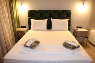 VIP Suite 107 - Castle De Paris - 6