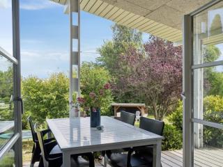 Holiday Home Donco - 600m from the sea by Interhome - 3