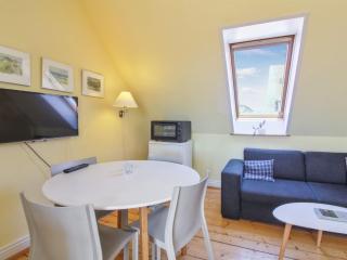 Apartment Siggut - 250m from the sea by Interhome - 3