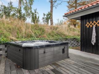 Holiday Home Ribanna - 650m from the sea by Interhome - 7