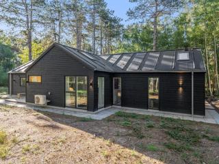 Holiday Home Iwa - 475m from the sea by Interhome - 5