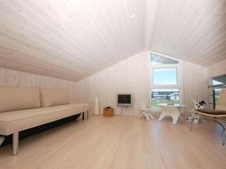 Holiday Home Ung - 150m from the sea by Interhome - 3