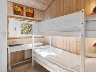 Holiday Home Rixa - 525m from the sea by Interhome - 1
