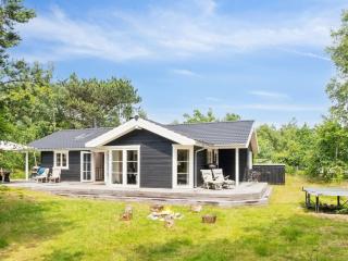 Holiday Home Grethe - 750m from the sea by Interhome - 2