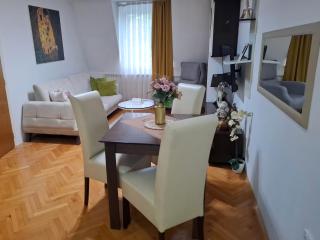 APARTMENT 88, self check-in, free parking - 3