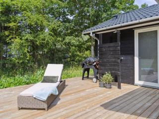 Holiday Home Jonnhild - 450m from the sea by Interhome - 4