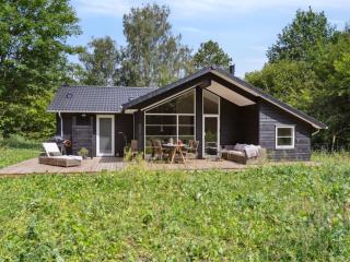 Holiday Home Jonnhild - 450m from the sea by Interhome - 9