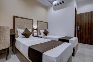 Hotel Durga-Bluzap Hospitality Thane Railway Station - 5