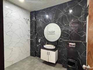 SP Villa - The Party House - 1